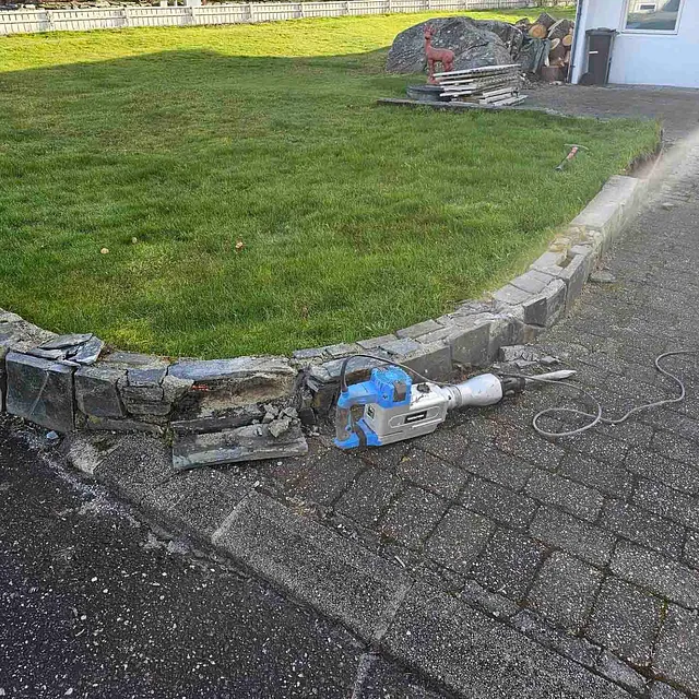 Gjerde og kantmur - Før bilde